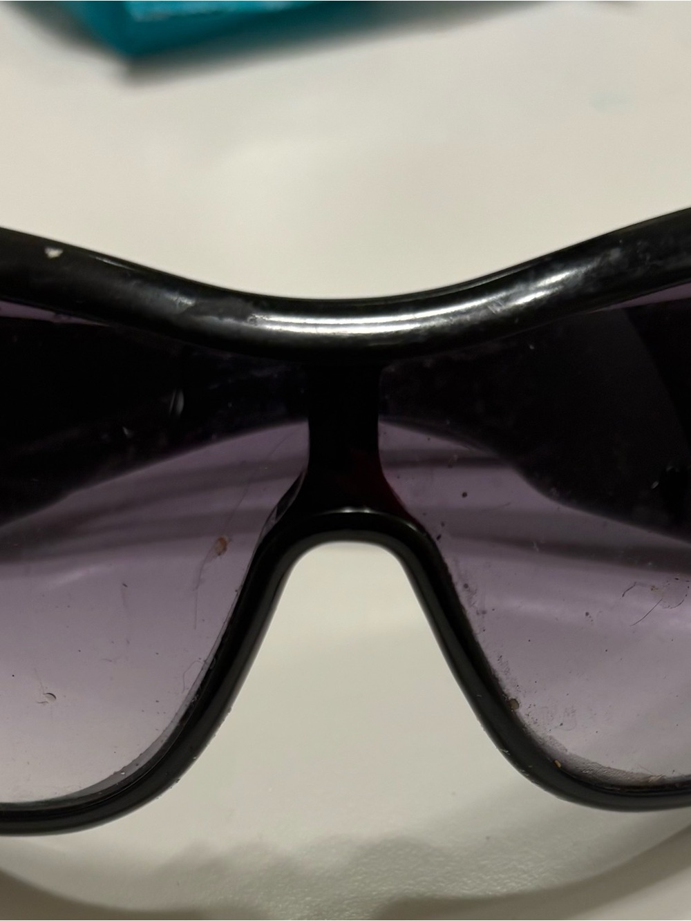 Dior Vintage Y2K Oversized Black Frame Sunglasses with Gradient Purple Lenses - Picture 2 of 8